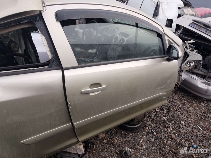Дверь правая Opel Corsa D купе 3 дв 06-10г