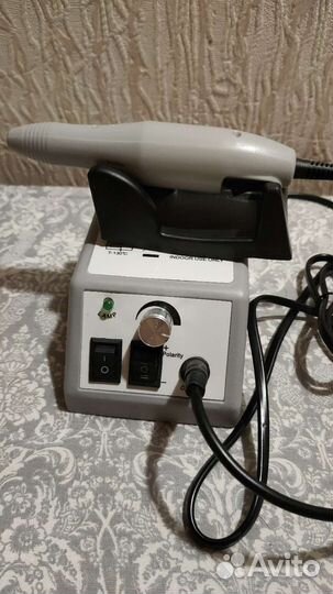 Аппарат для маникюра и педикюра
