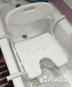 Сиденье для ванной инвалидам