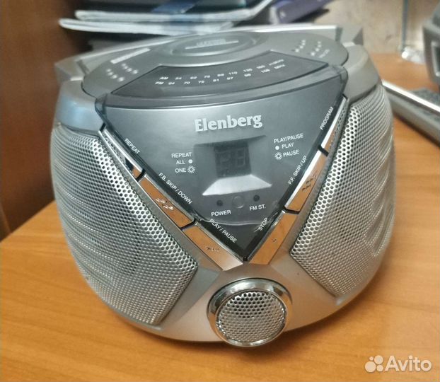 Музыкальный центр