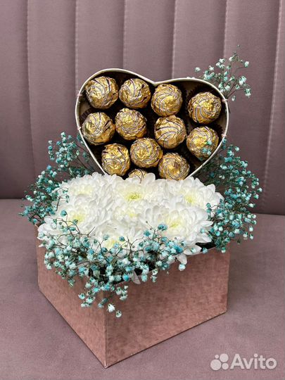 Подарок на день рождения женщине