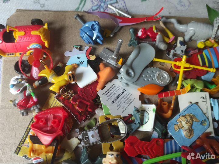 Игрушки из киндера