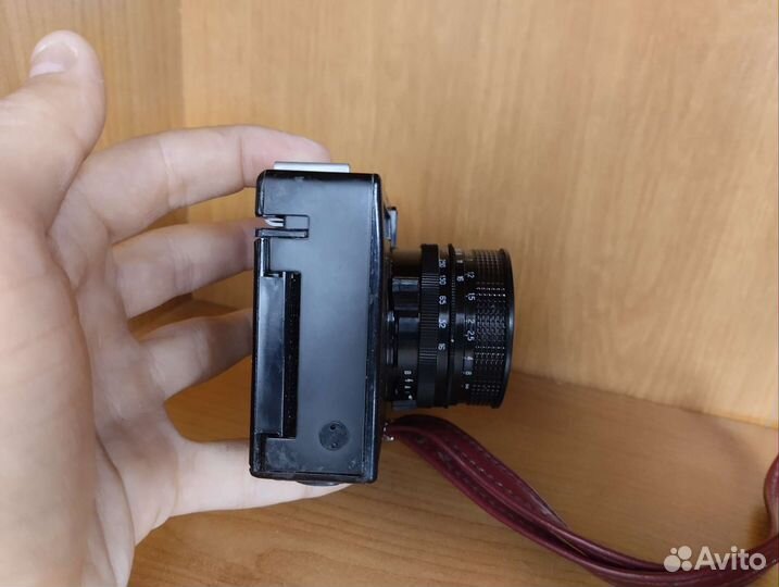 Плёночный фотоаппарат siluet elektro