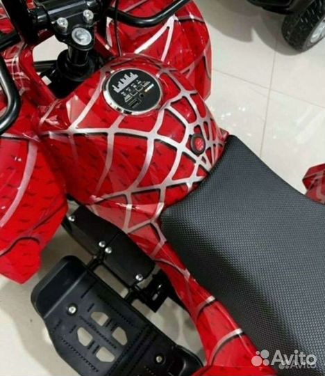 Детский квадроцикл на аккумуляторе