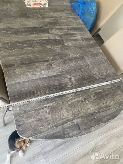 Стол обеденный