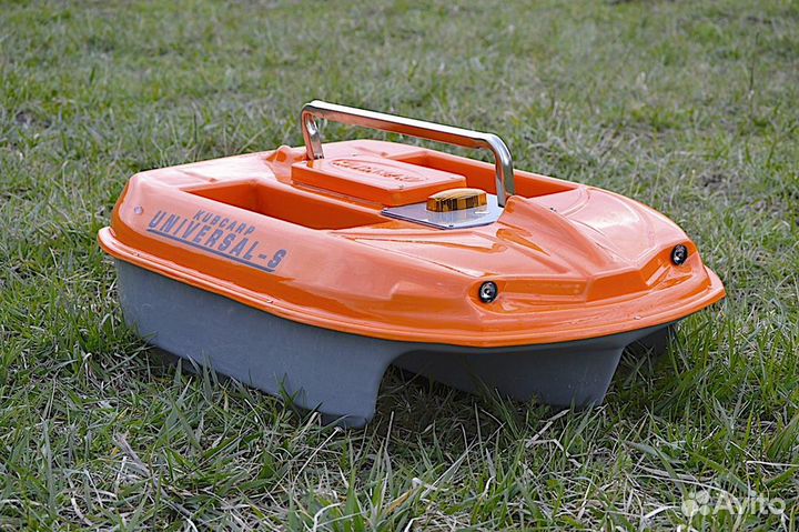 Корабль для завоза прикормки и оснастки Универсал