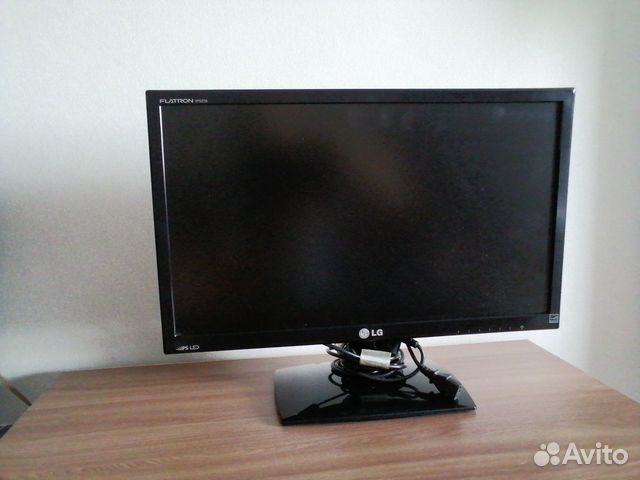Монитор LG flatron IPS 235T