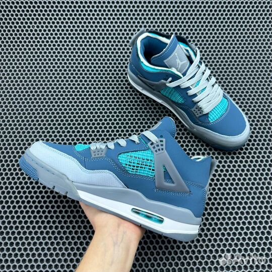 Nike Air Jordan 4