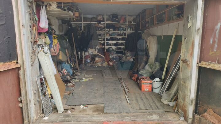 Гараж, > 30 м²