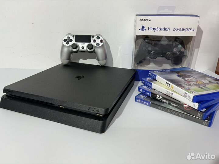 Sony PS4 slim