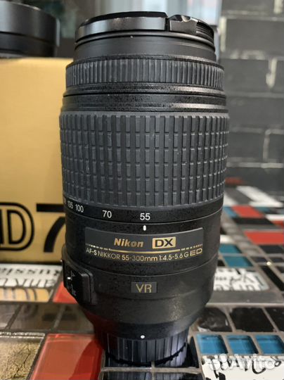 Зеркальный фотоаппарат Nikon d7000 с обьективами