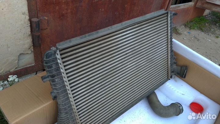 Интеркулер Skoda Octavia A5 TSI