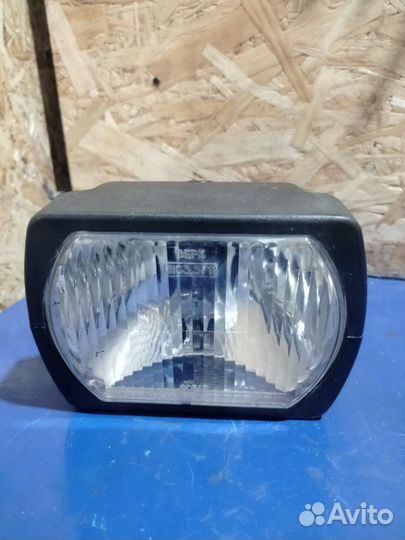 Фара зид 50 пилот