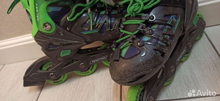 Роликовые коньки