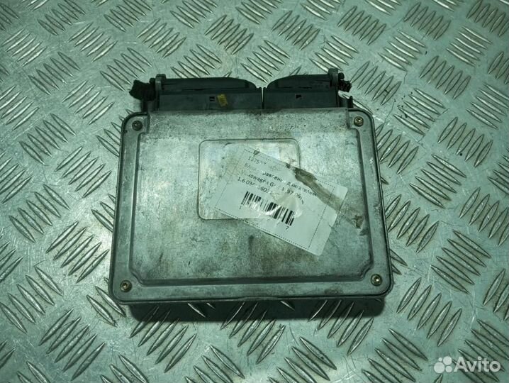 Блок управления двигателем для Volkswagen Golf 4