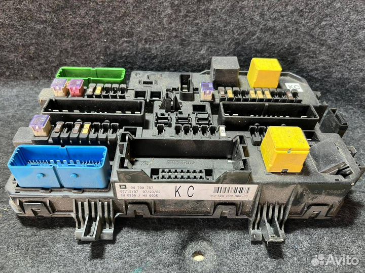 Блок предохранителей Opel Astra H