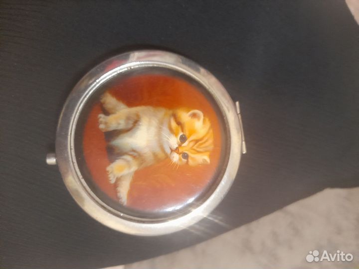 Зеркало косметическое