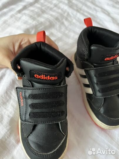 Кроссовки adidas для мальчика