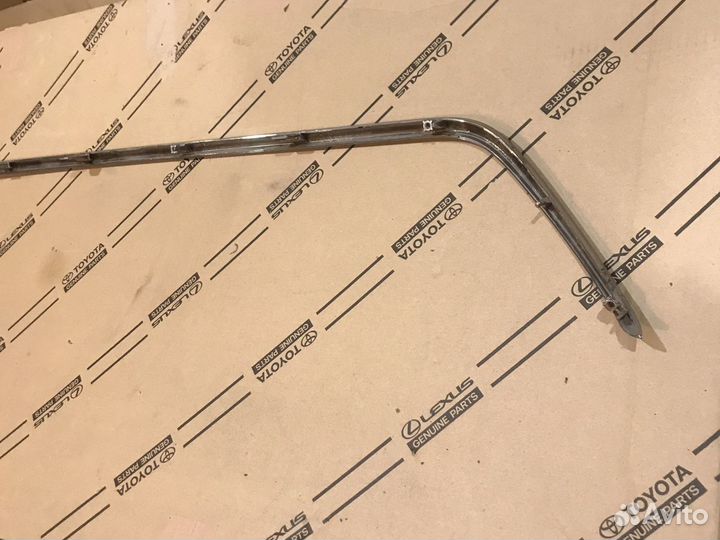 Молдинг бампера lexus rx