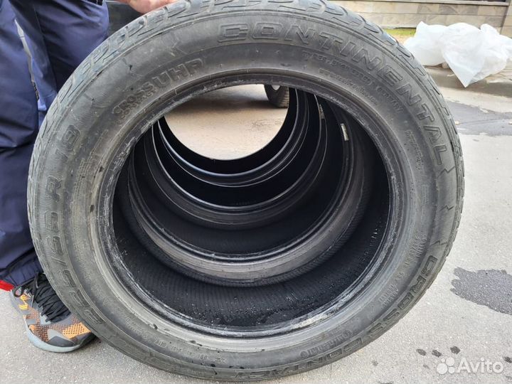 Continental CrossContact UHP E 255/55 R18 98V