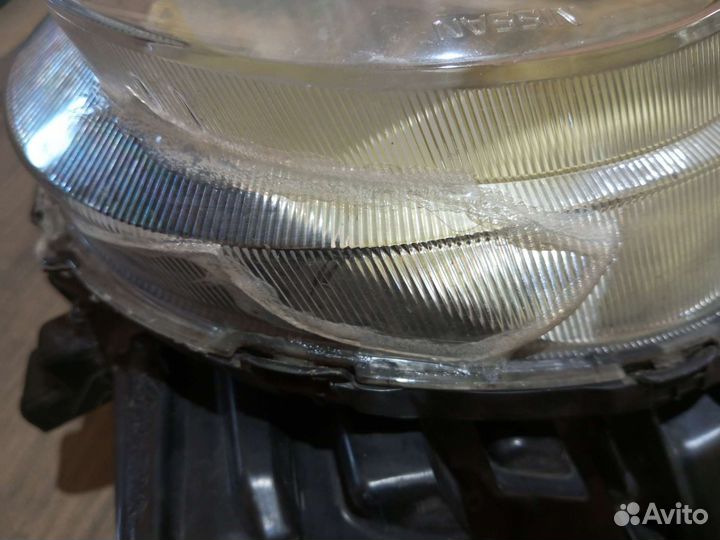 Правая фара для Nissan Juck