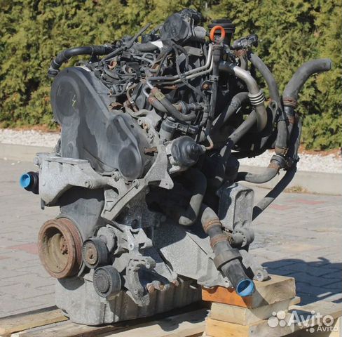 Двигатель Volkswagen T5 2.0 TDi CAA 2014 года