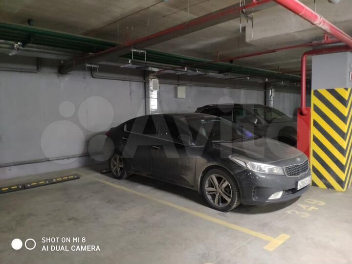 Машиноместо, 12 м²