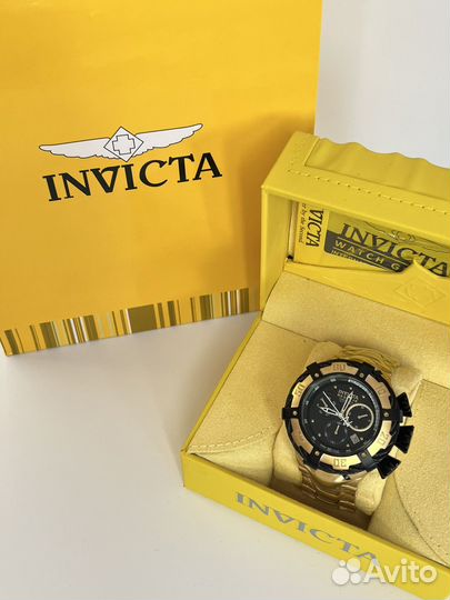 Часы invicta