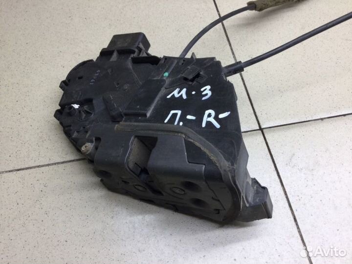 Замок двери передней правой передний правый Mazda