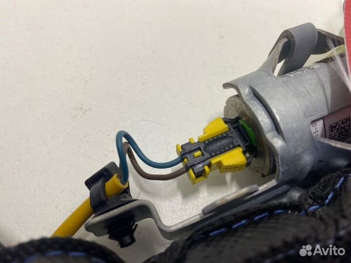 Подушка безопасности боковая (шторка) Ford Focus