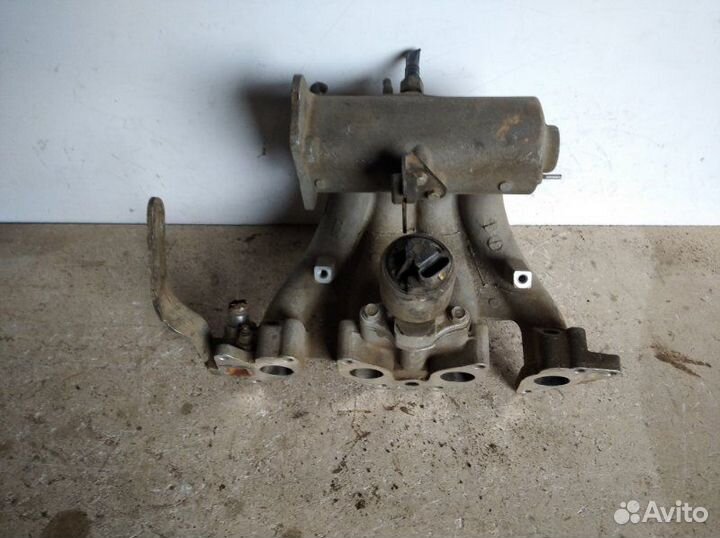 Коллектор впускной Daewoo Nexia 1.5 2011