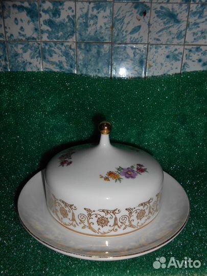 Маслёнка немецкая фарфоровая. Винтаж