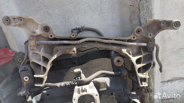 Подрамник передний Mitsubishi Diamante (Мицубиси Д