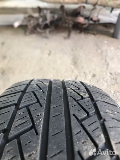 Pirelli Scorpion STR 215/65 R16