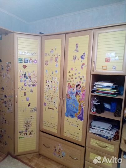 Мебель в детскую комнату