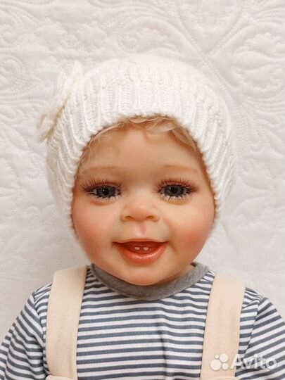 Новая шапка осенняя ог 36-38 новорожденной Англия