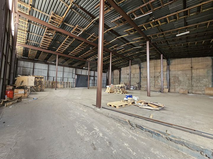 Склад холодный, 700 м² Розы Люксембург