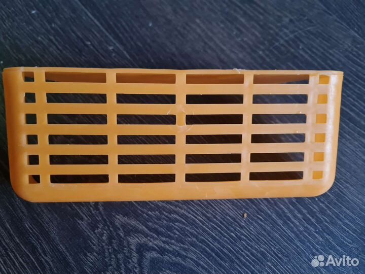 Полка подвесная