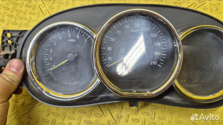 Панель приборов Renault Sandero 2 K4M 2015