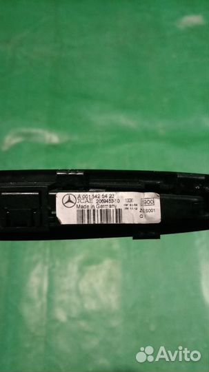 Дисплей парктроника Mercedes W204 A0015425423