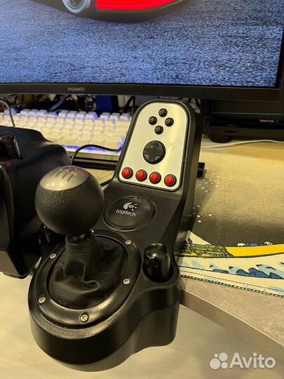 Игровой руль Logitech G27 с кпп идеал