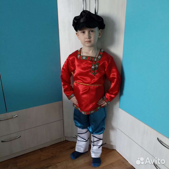 Прокат Новогодний костюм народный (русский)