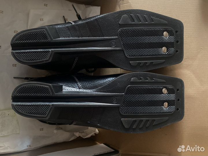 Лыжные ботинки 39 размер
