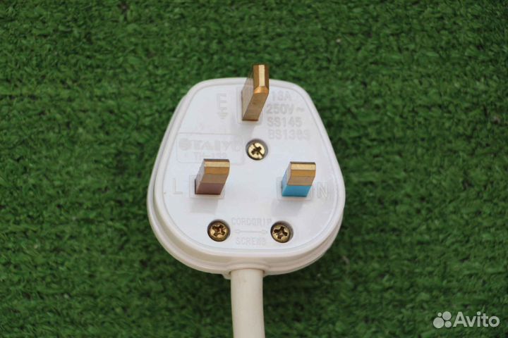 Распределитель сетевой Британская вилка Type G