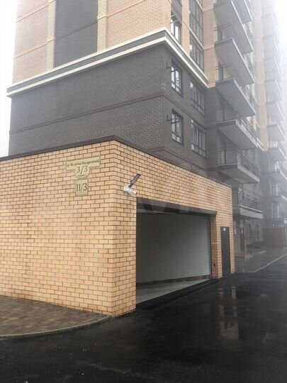 Машиноместо, 15 м²