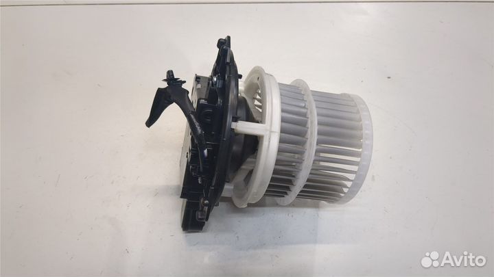 Двигатель отопителя Lexus UX, 2021