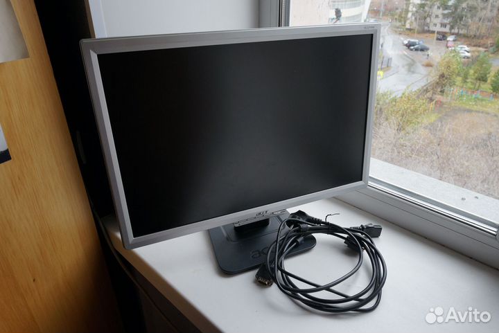 Монитор Acer al2216w рабочий
