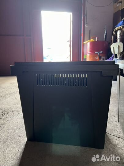 Ящик пластиковый для цветов, хранения