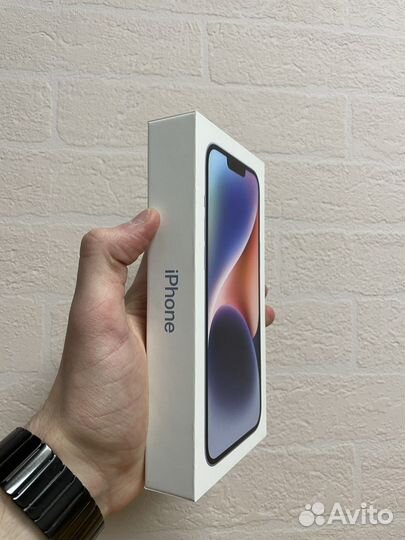 iPhone 14, 256 ГБ