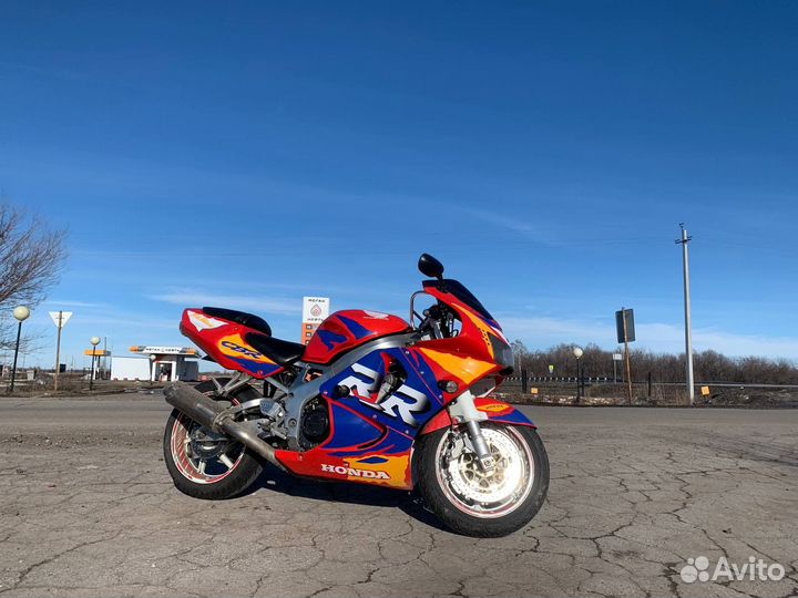 Honda CBR 919 RR
